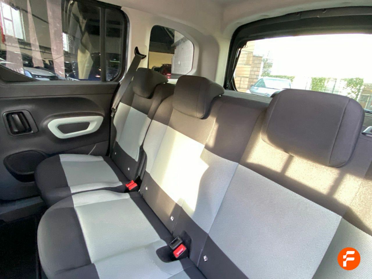Foto Citroën Berlingo 21