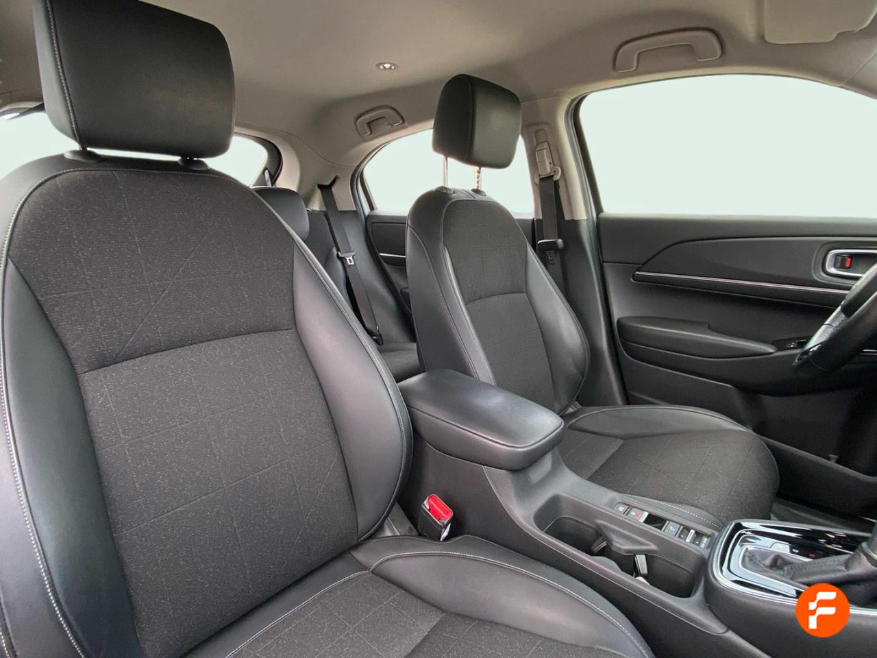 Foto Honda HR-V 17
