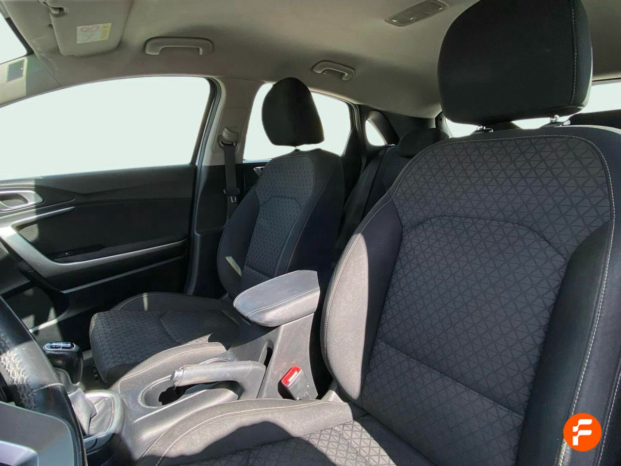 Foto Kia Ceed 16