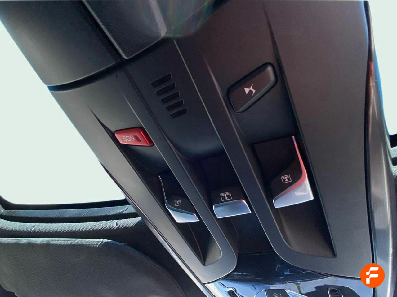 Foto DS Automobiles DS 5 17
