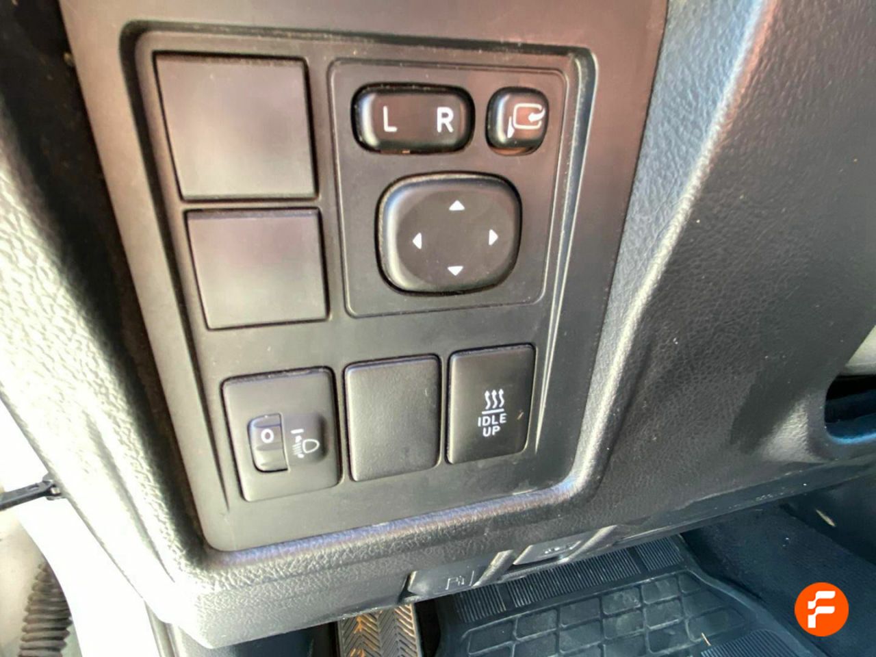 Foto Toyota Land Cruiser 16