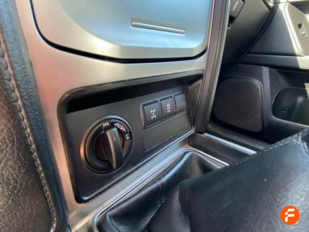 Foto Toyota Land Cruiser 18