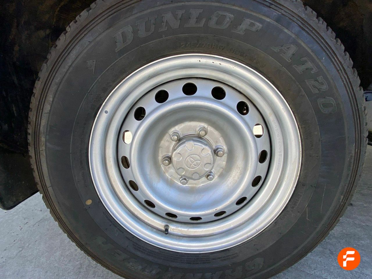 Foto Toyota Land Cruiser 25