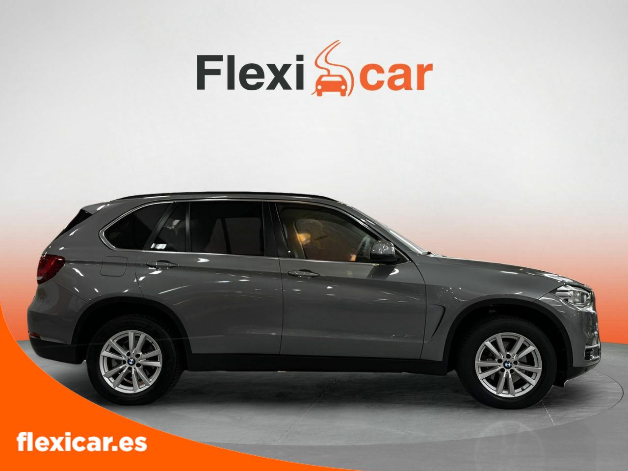 Foto BMW X5 8