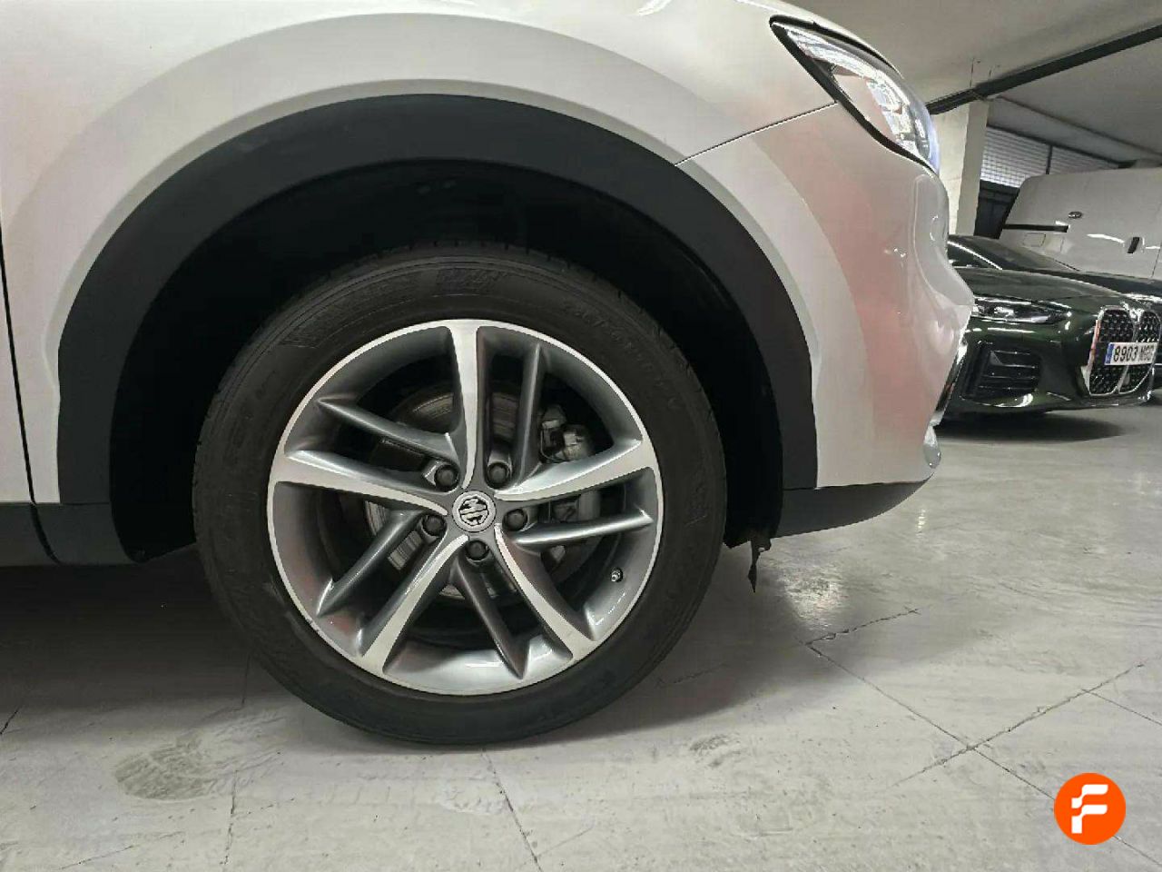 Foto MG HS 17