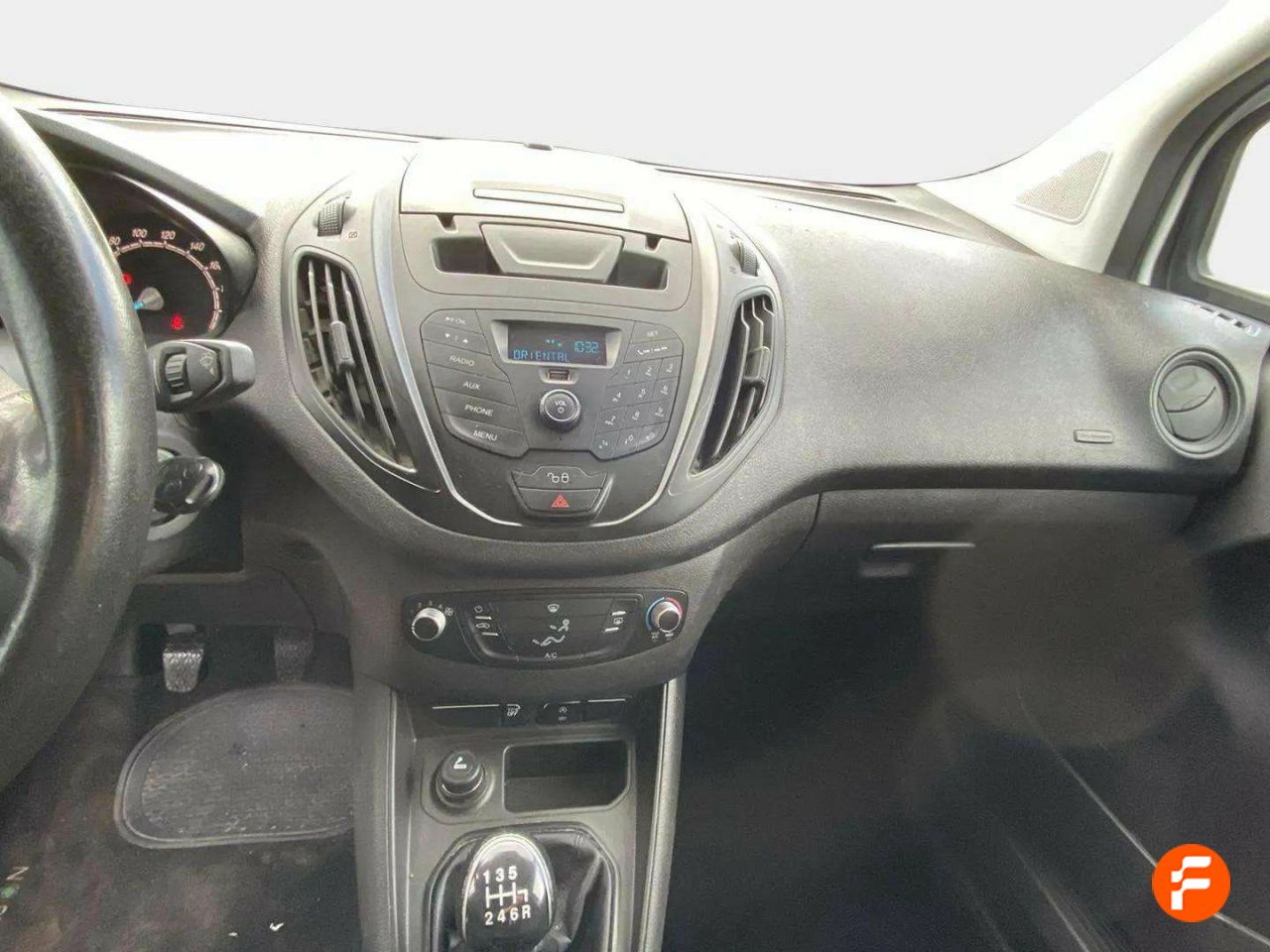 Foto Ford Transit  Courier 11