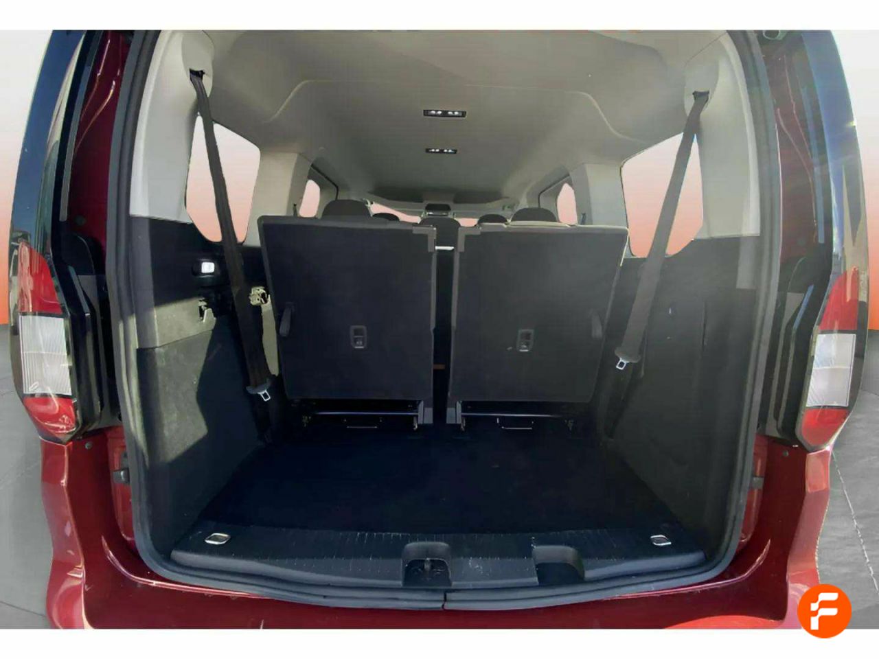 Foto Ford Tourneo Connect 17