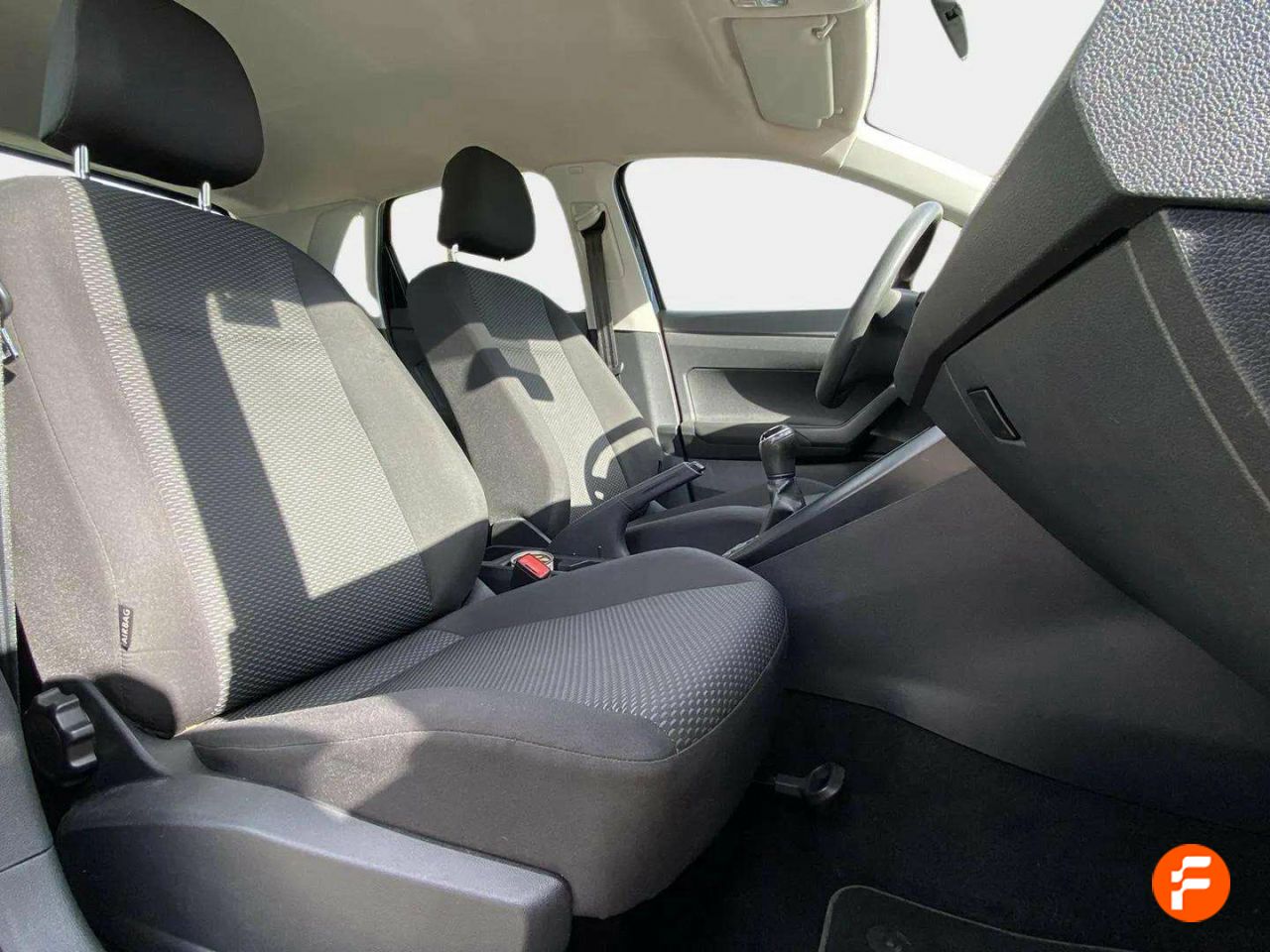 Foto Volkswagen Polo 14