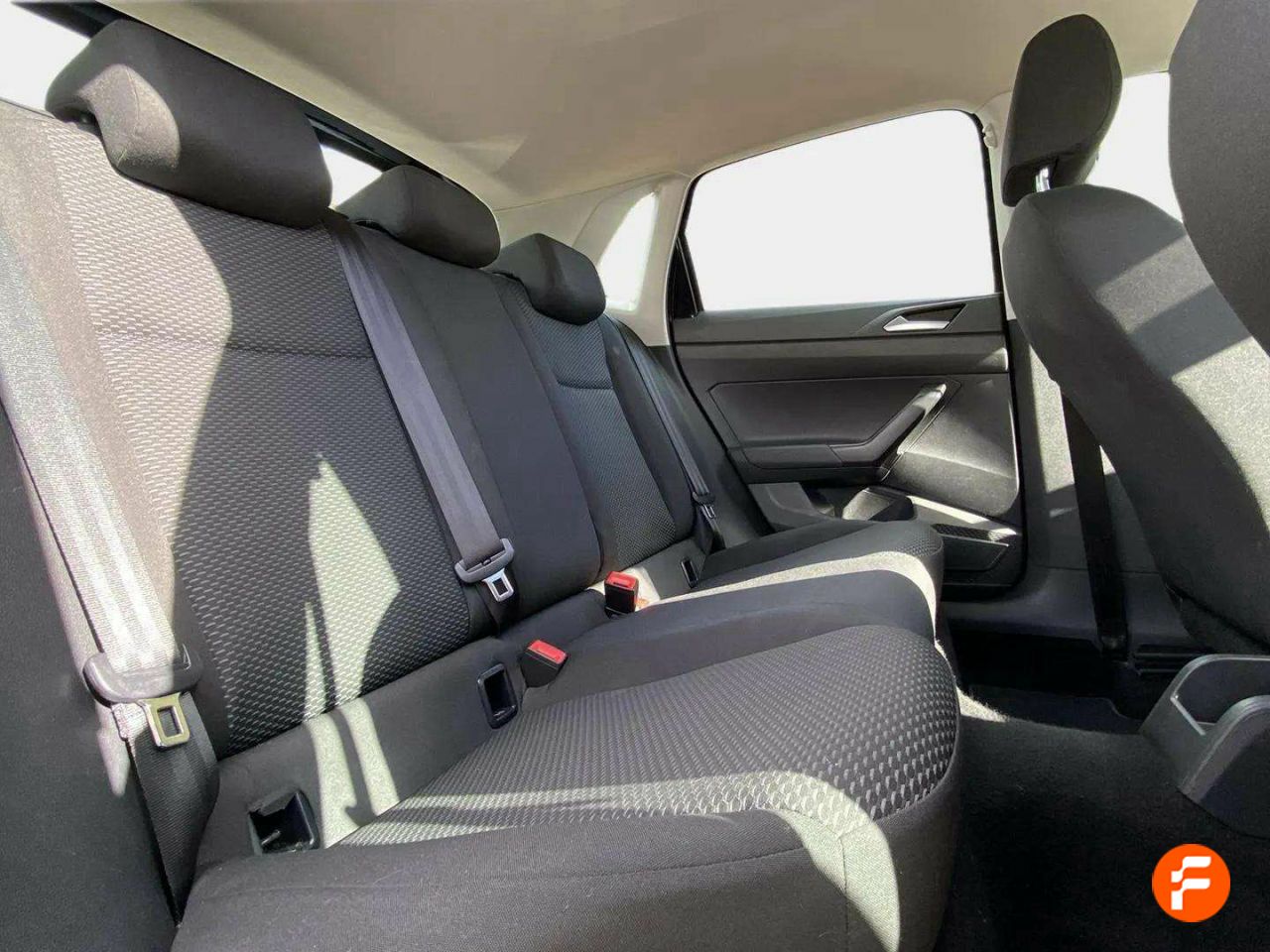 Foto Volkswagen Polo 15