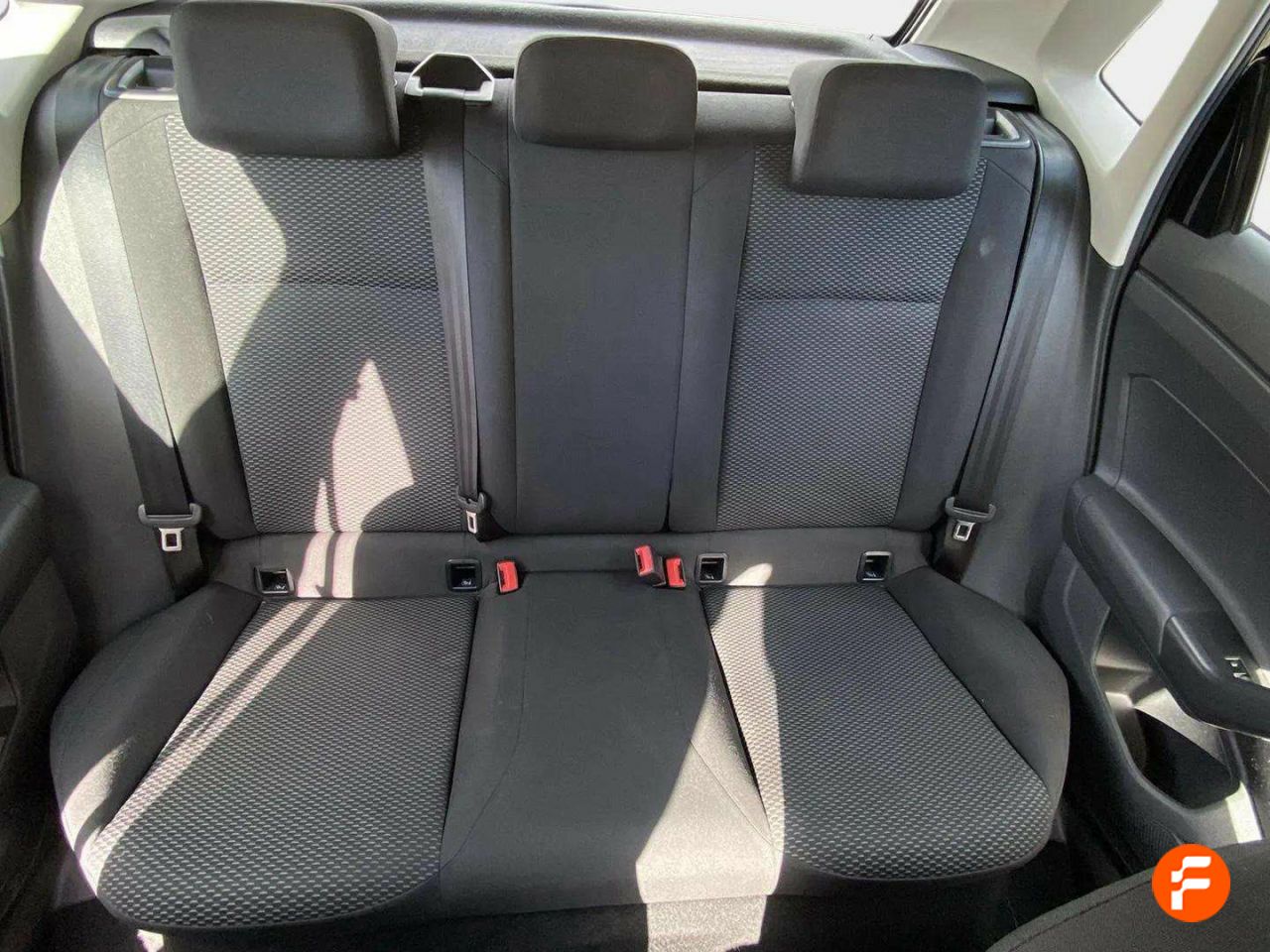 Foto Volkswagen Polo 16