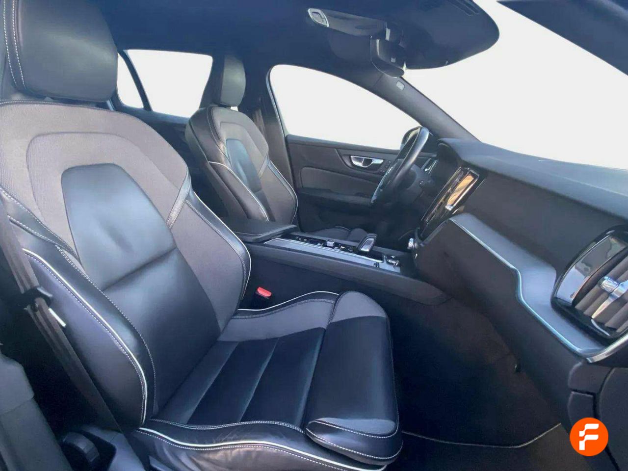 Foto Volvo V60 14