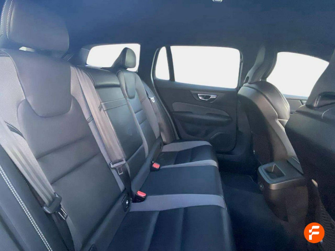 Foto Volvo V60 15
