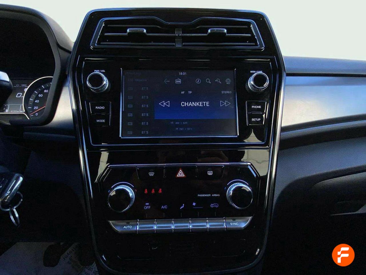 Foto SsangYong Tivoli 11