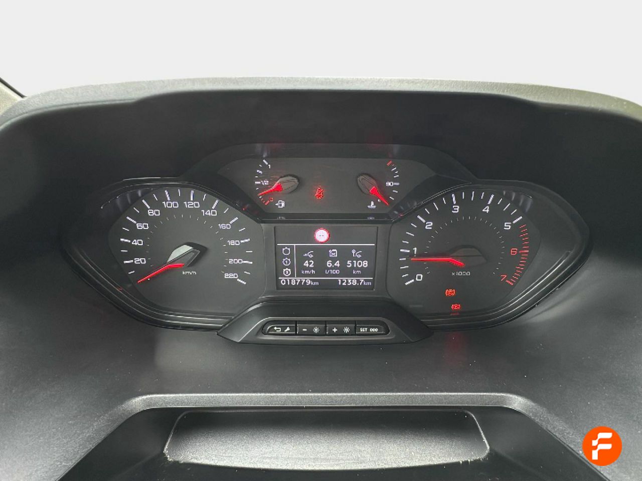 Foto Peugeot Rifter 11