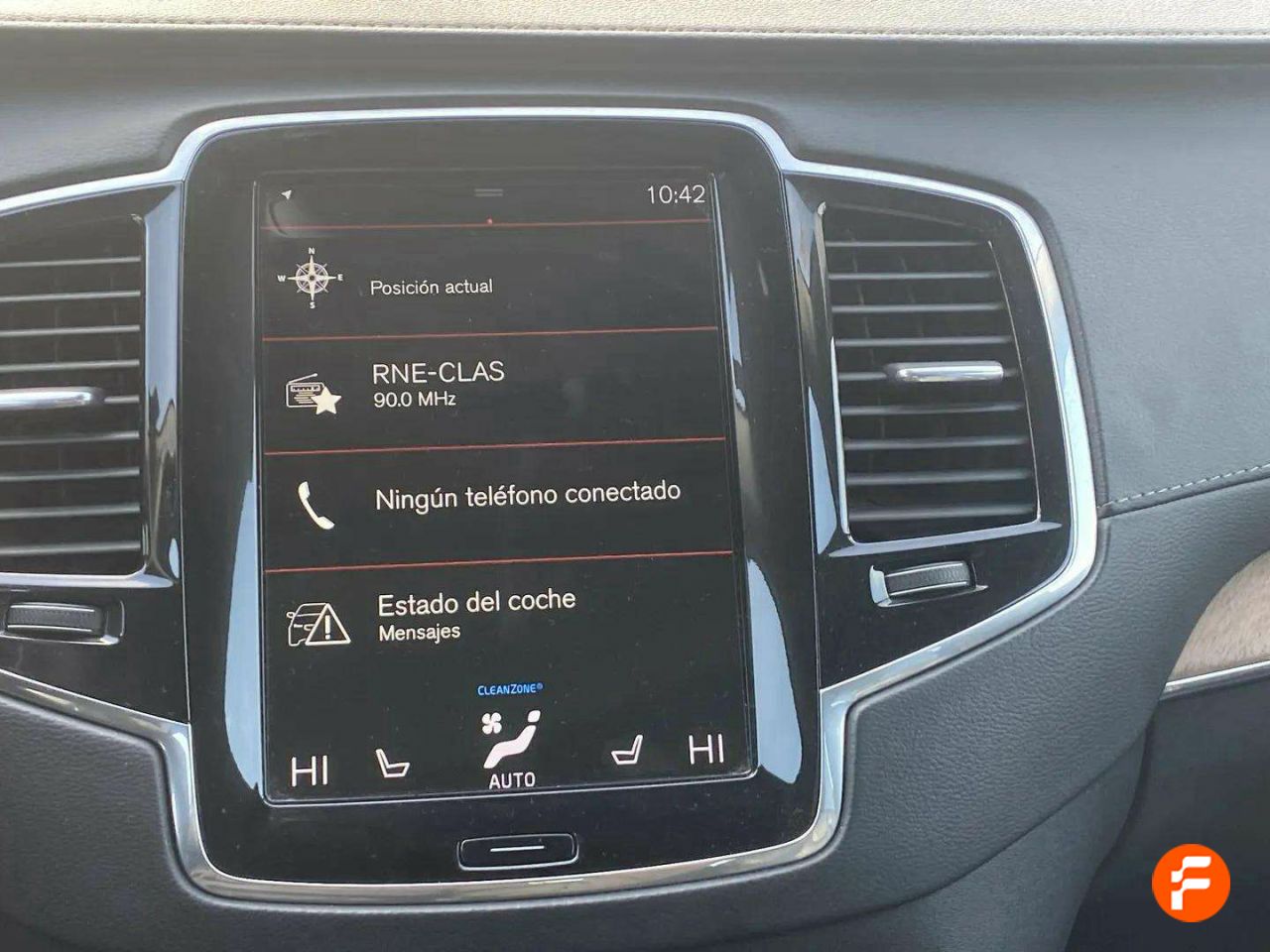 Foto Volvo XC90 13