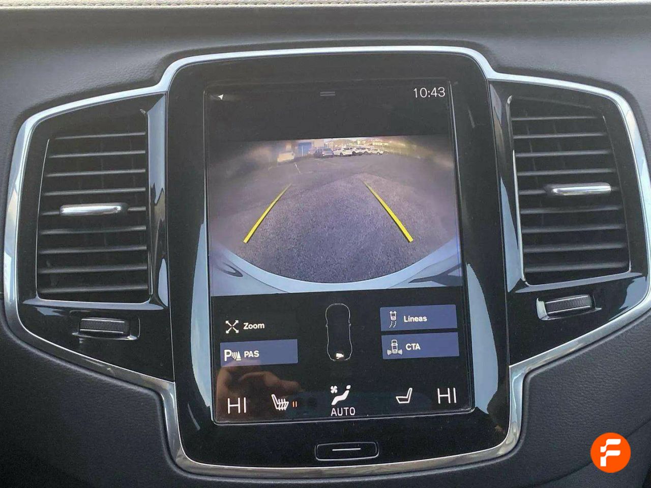 Foto Volvo XC90 15