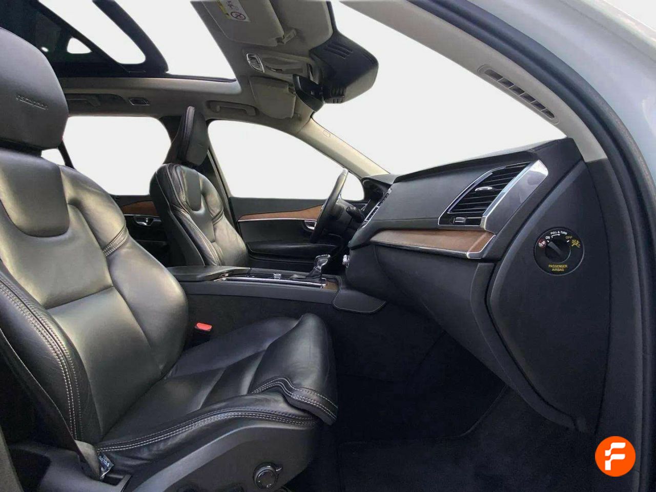 Foto Volvo XC90 16