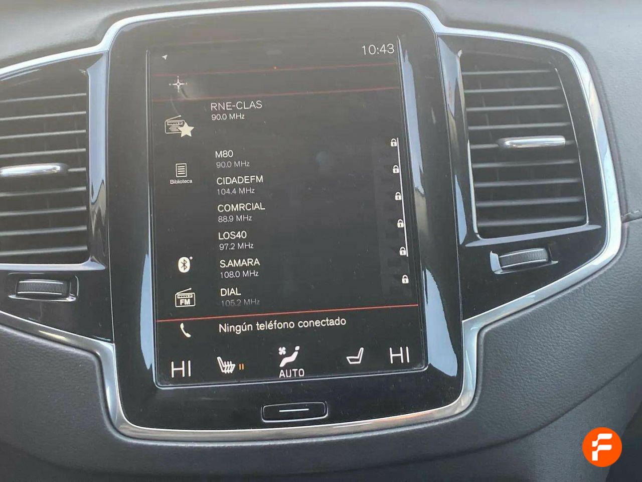 Foto Volvo XC90 21