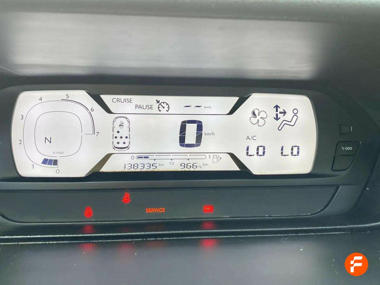 Foto Citroën C4 Picasso 17