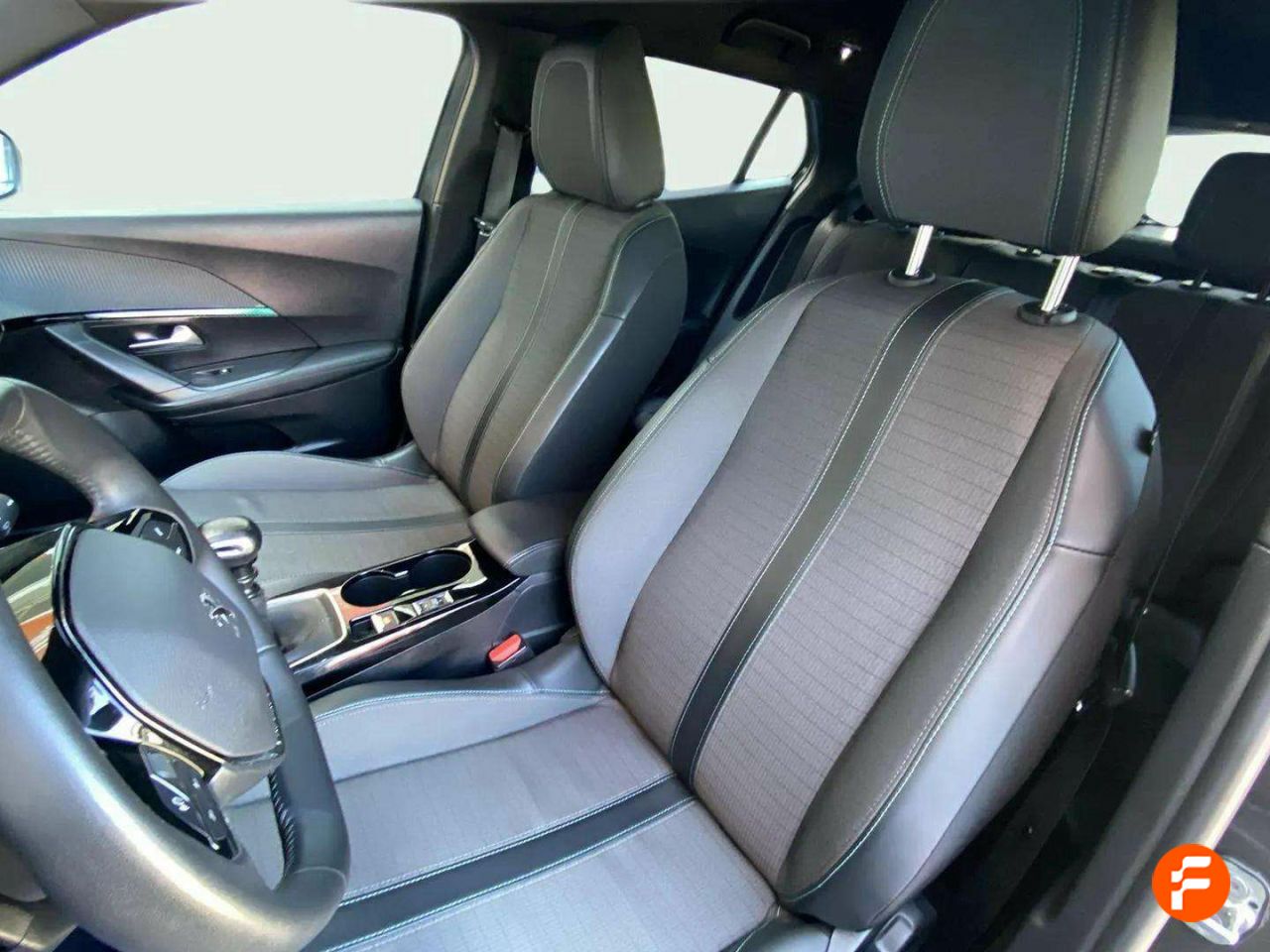 Foto Peugeot 2008 10