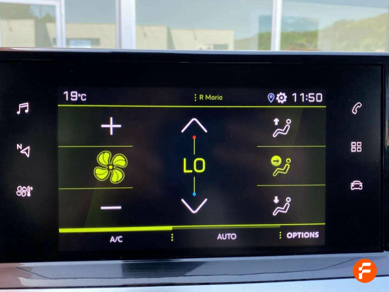 Foto Peugeot 2008 19