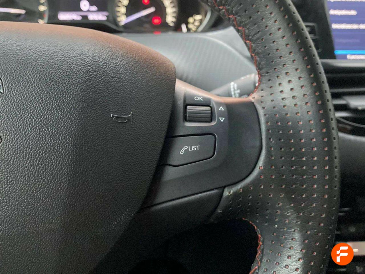 Foto Peugeot 208 15