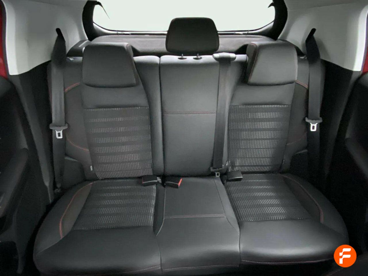 Foto Peugeot 208 23
