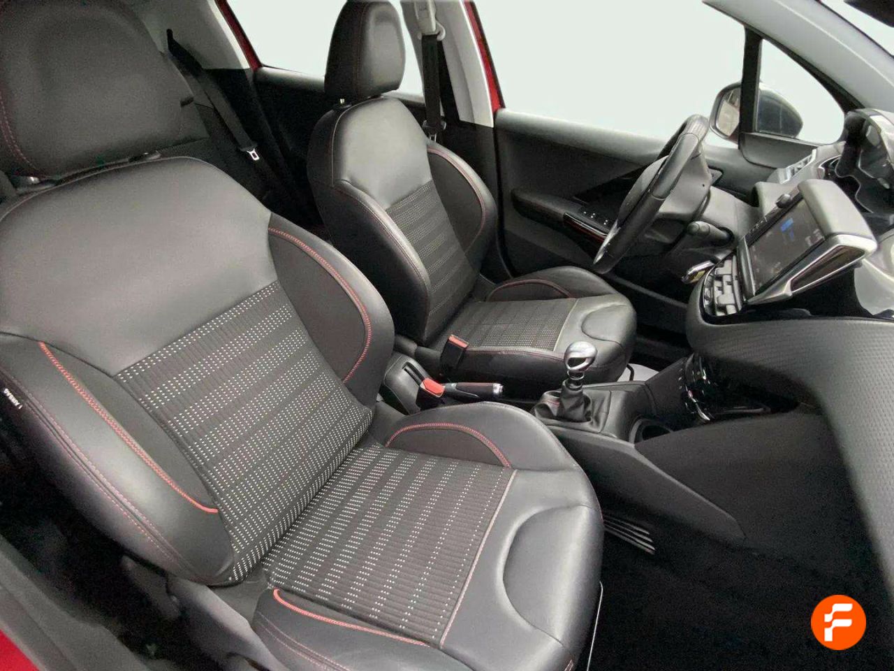 Foto Peugeot 208 24