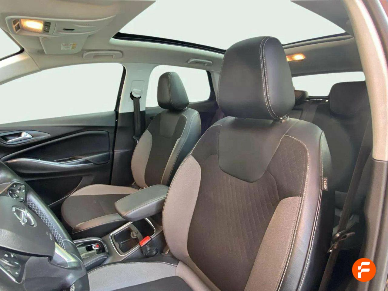 Foto Opel Grandland X 12
