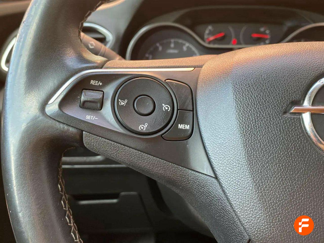 Foto Opel Grandland X 16