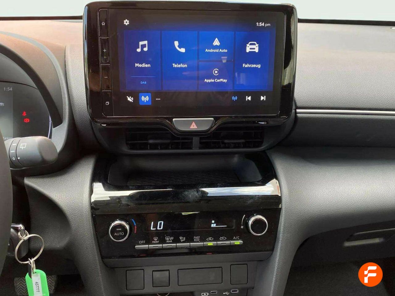 Foto Toyota Yaris 13