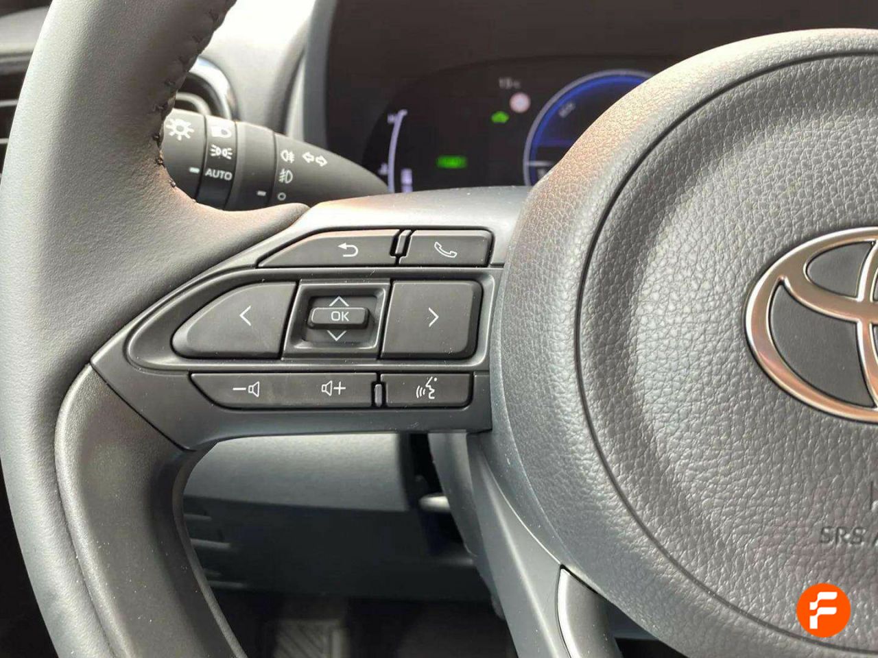 Foto Toyota Yaris 15