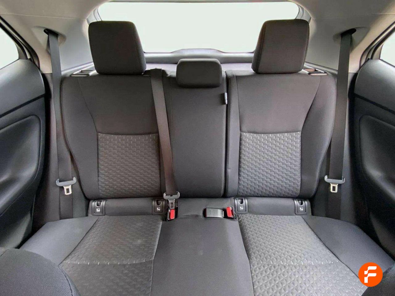 Foto Toyota Yaris 27