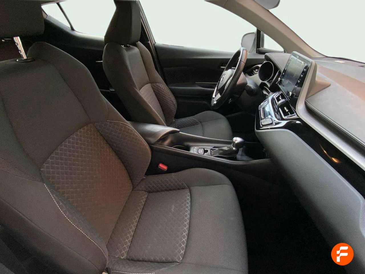 Foto Toyota C-HR 24