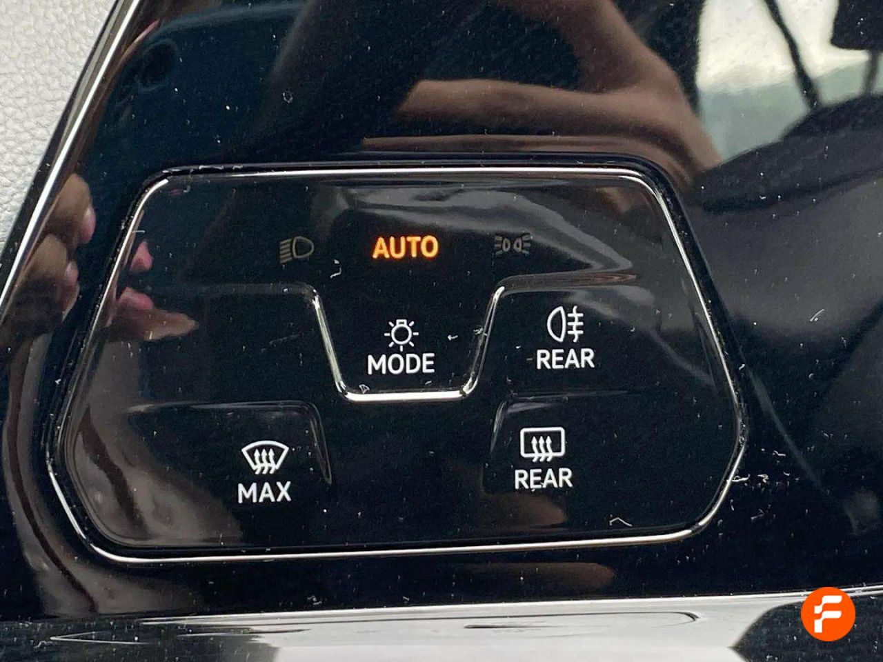 Foto Volkswagen Golf 17