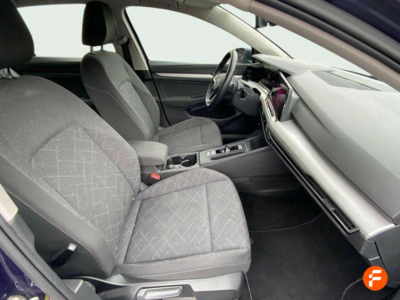 Foto Volkswagen Golf 28