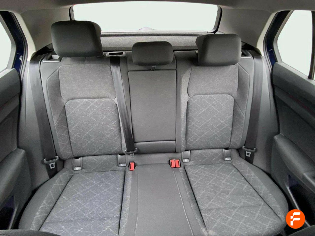Foto Volkswagen Golf 29