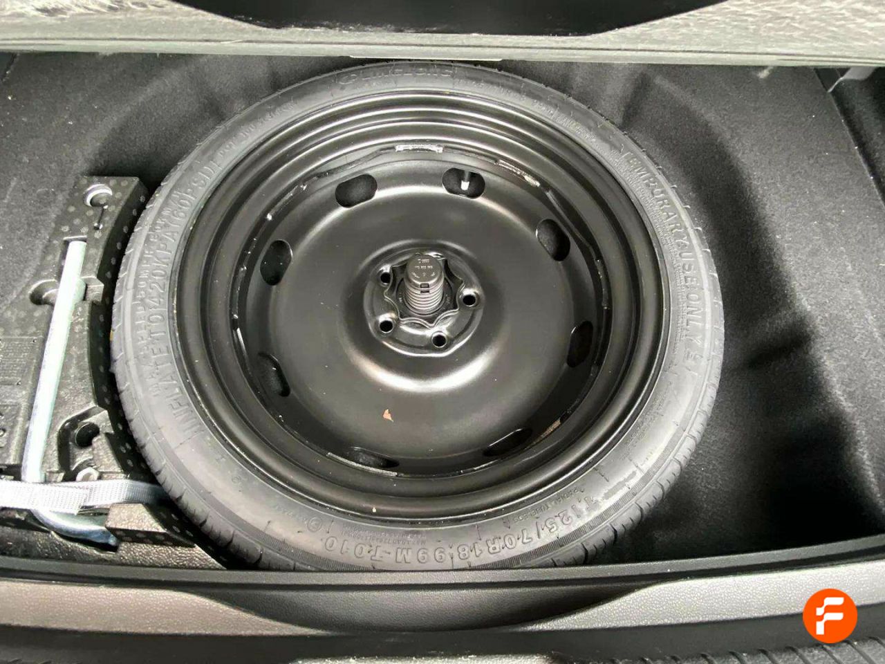 Foto Volkswagen Golf 33