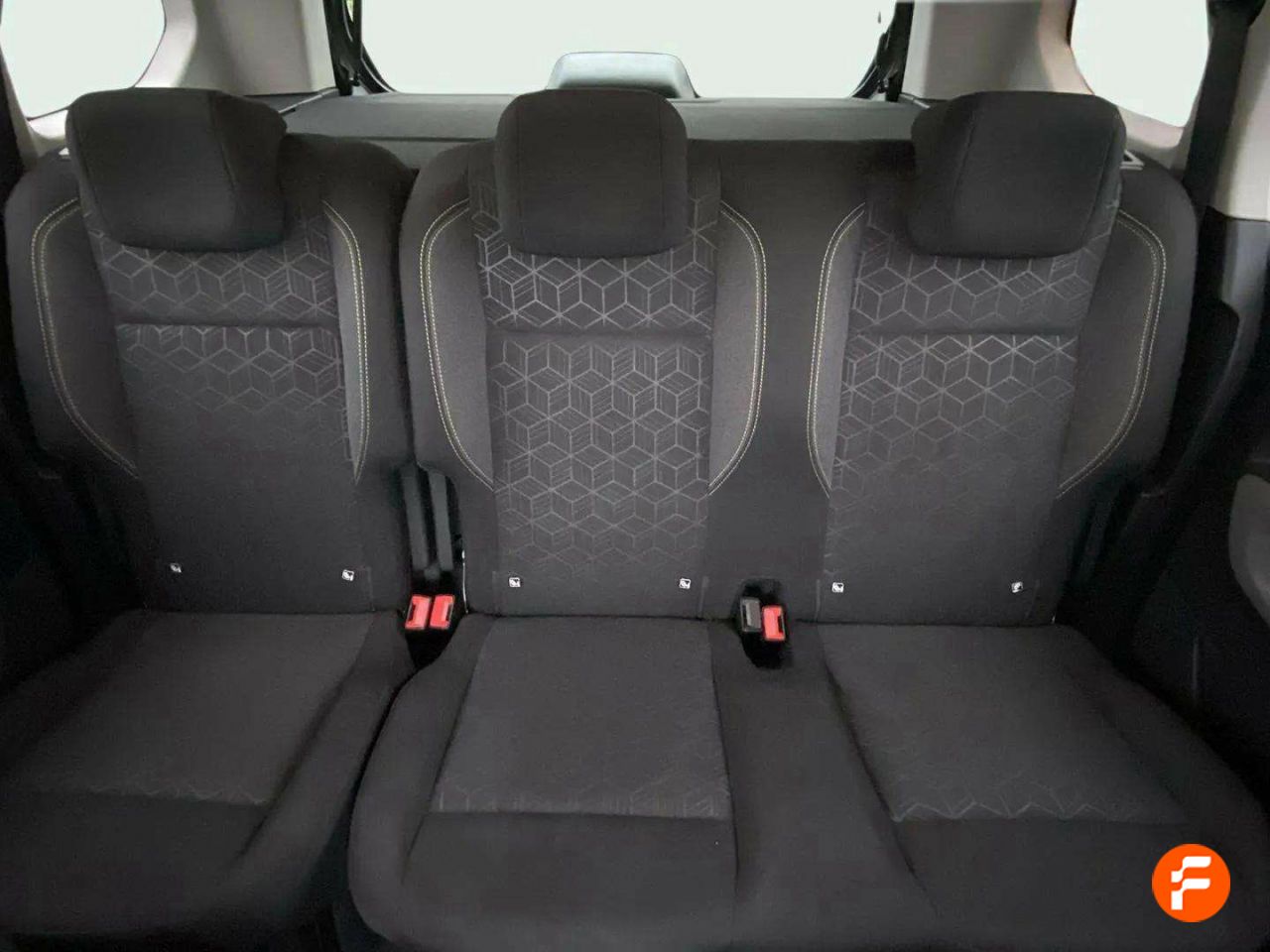 Foto Peugeot Rifter 27
