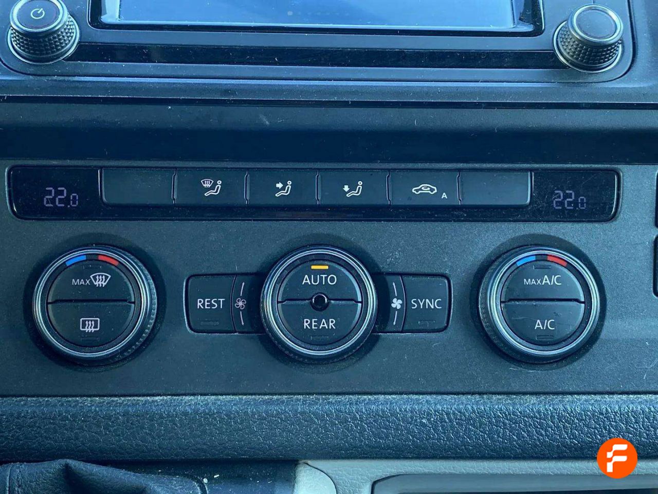 Foto Volkswagen Caravelle 19