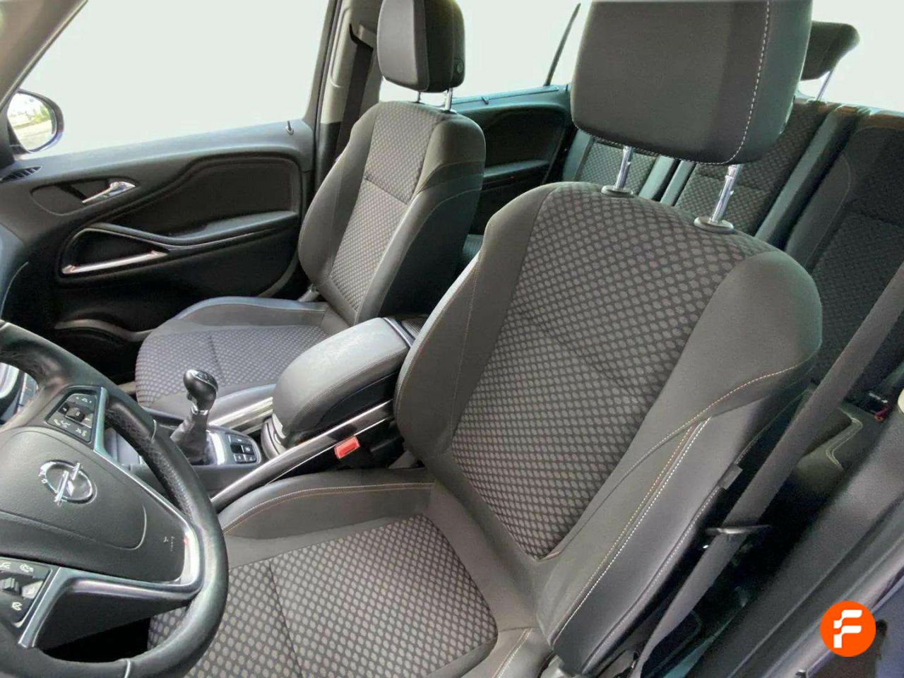 Foto Opel Zafira 12