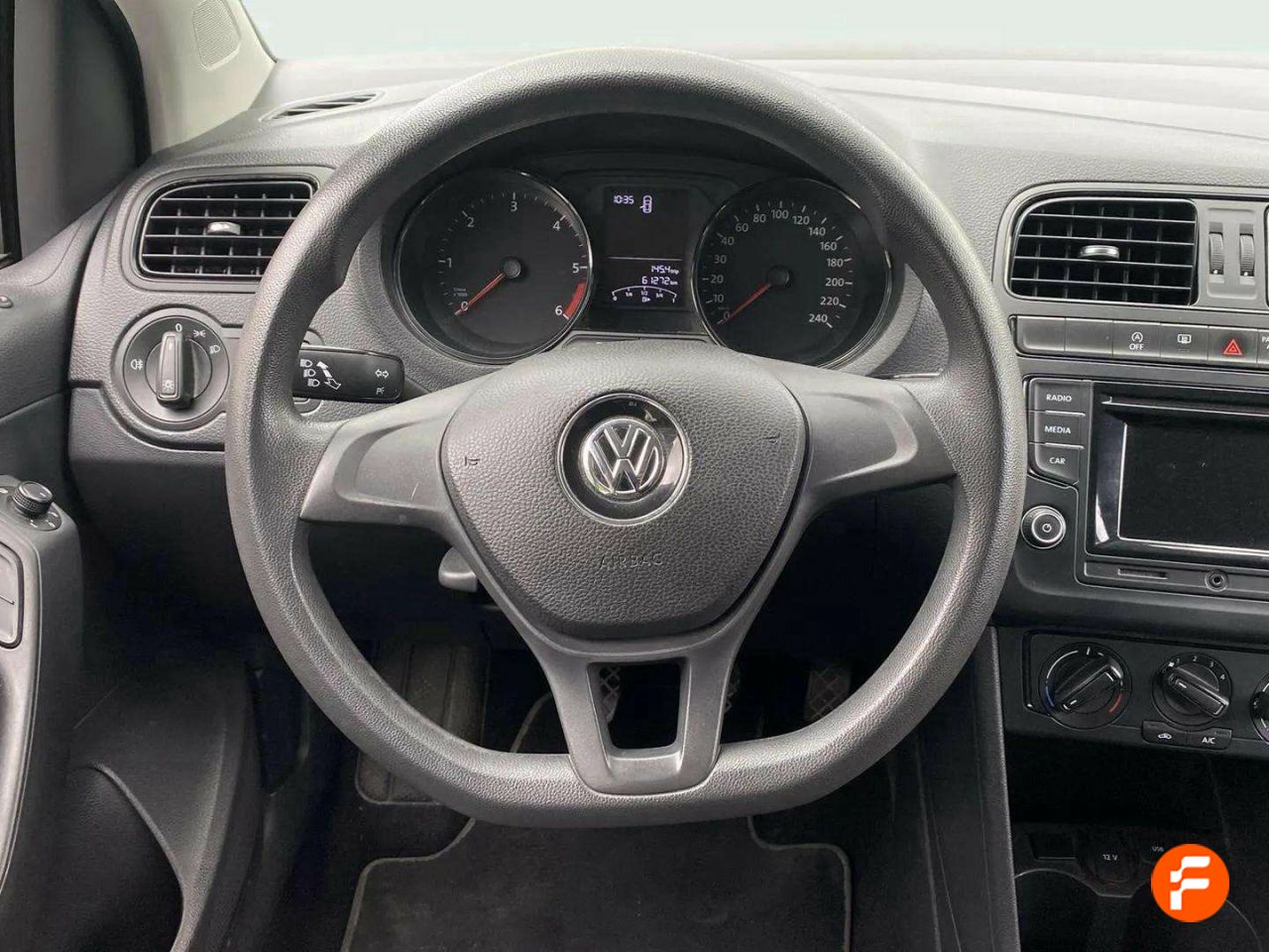 Foto Volkswagen Polo 14