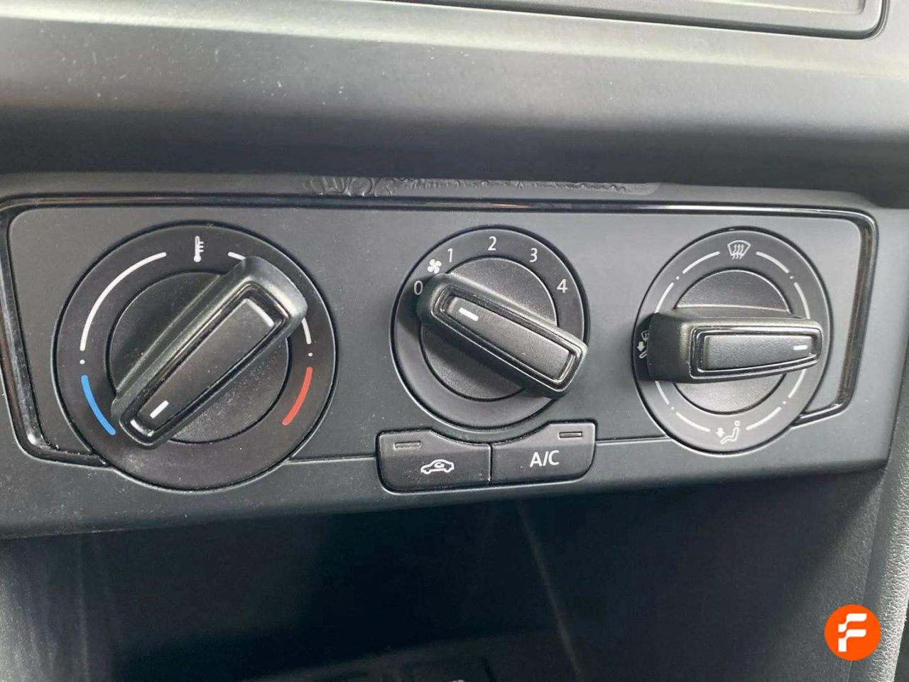 Foto Volkswagen Polo 17
