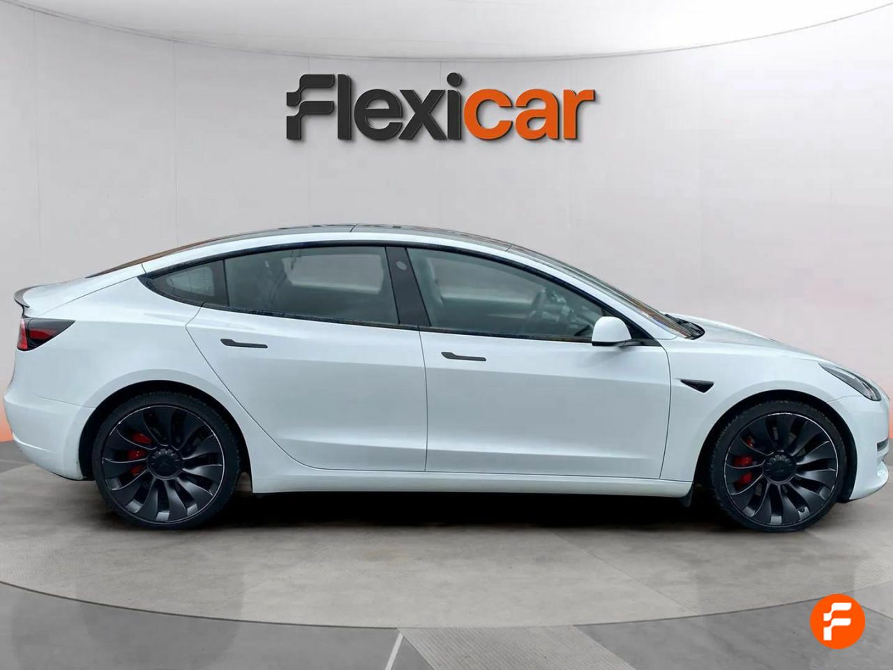 Foto Tesla Model 3 4