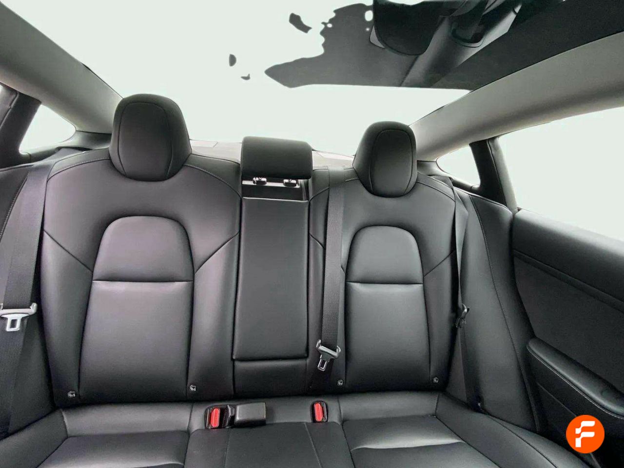 Foto Tesla Model 3 36