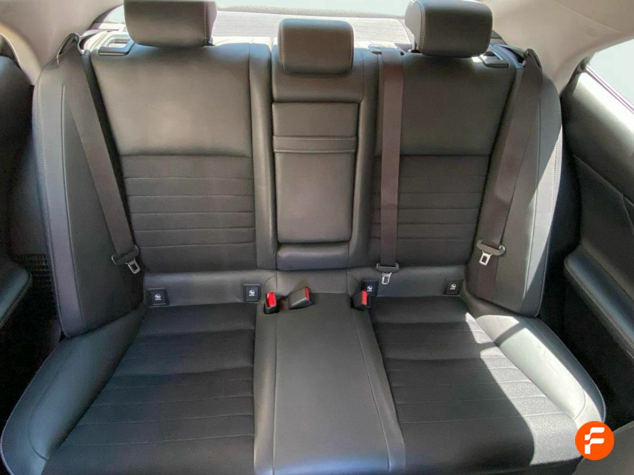 Foto Lexus IS 11