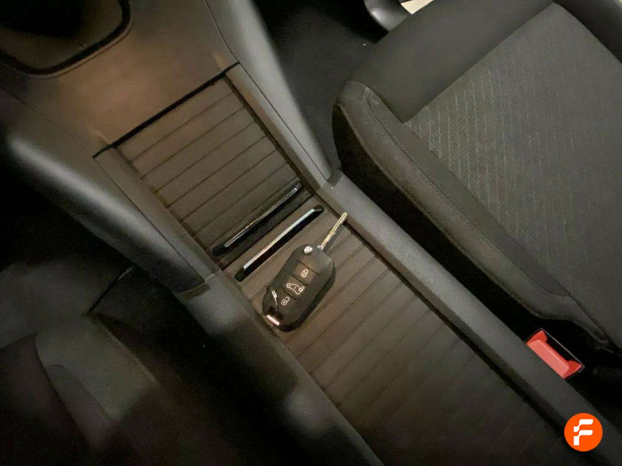 Foto Peugeot Rifter 20
