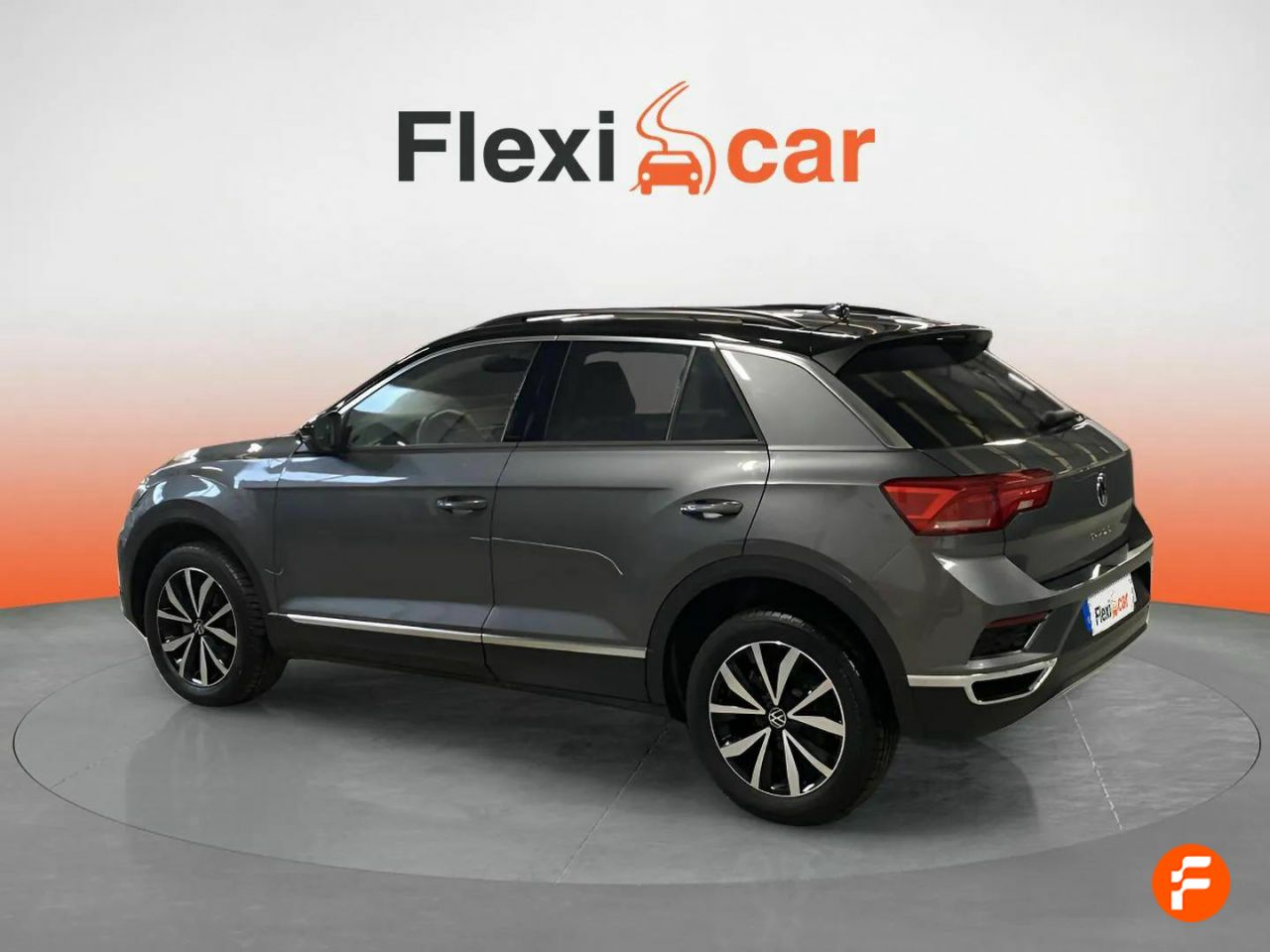 Foto Volkswagen T-Roc 4