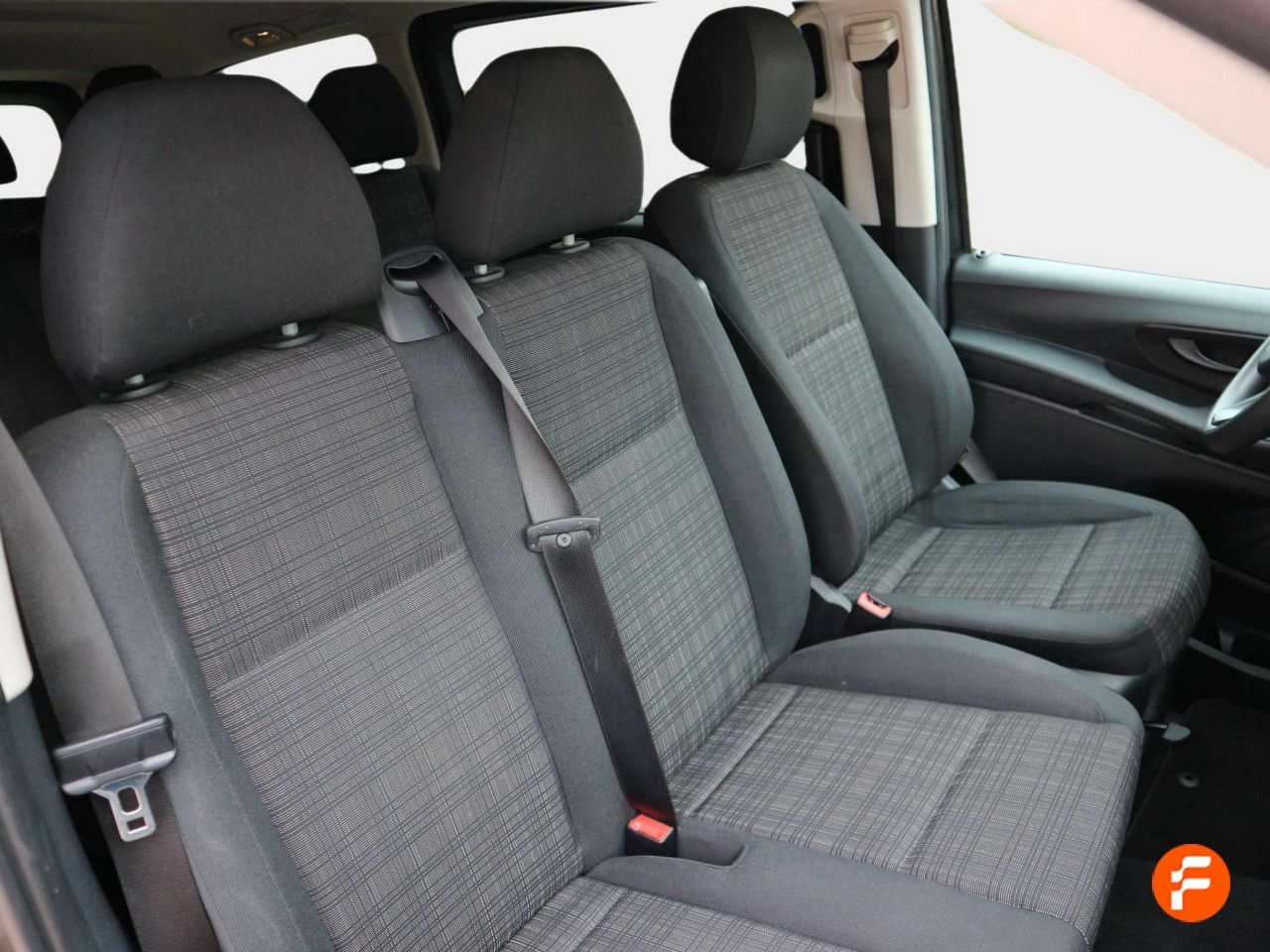 Foto Mercedes-Benz Vito 22