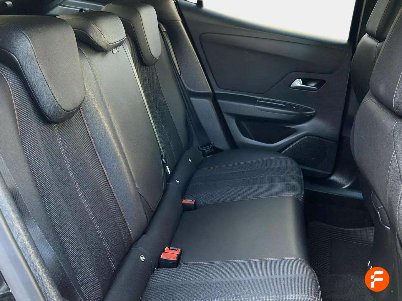 Foto Opel Mokka 13